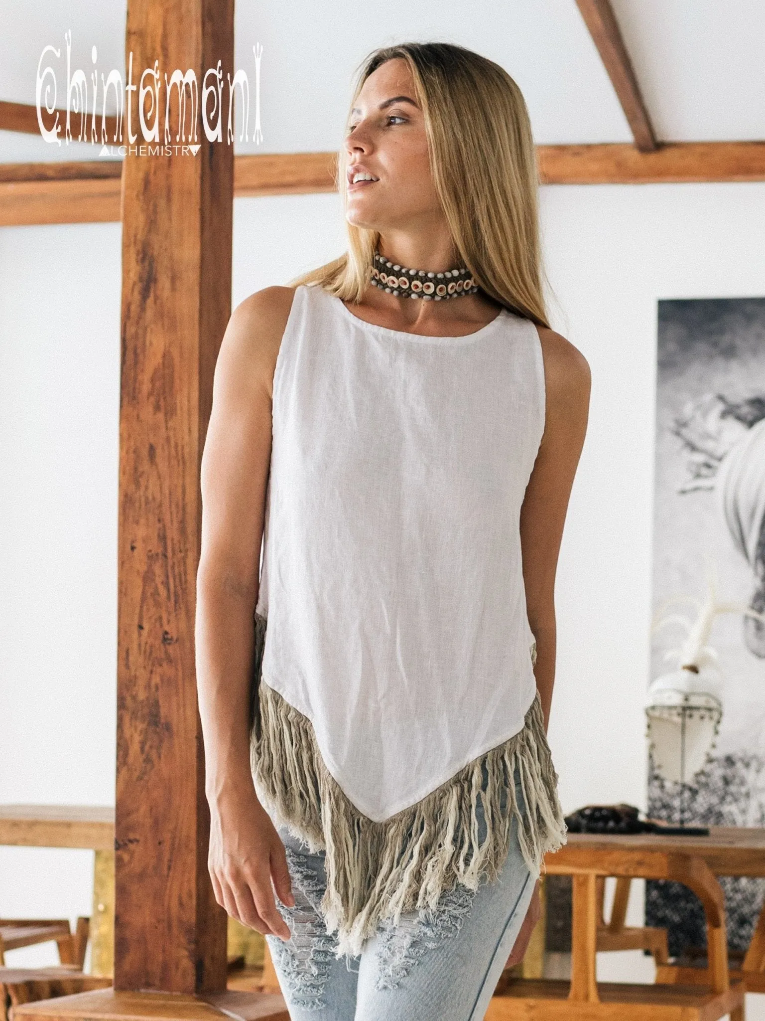 Alma Libra Corner Linen Top with Fringes / White