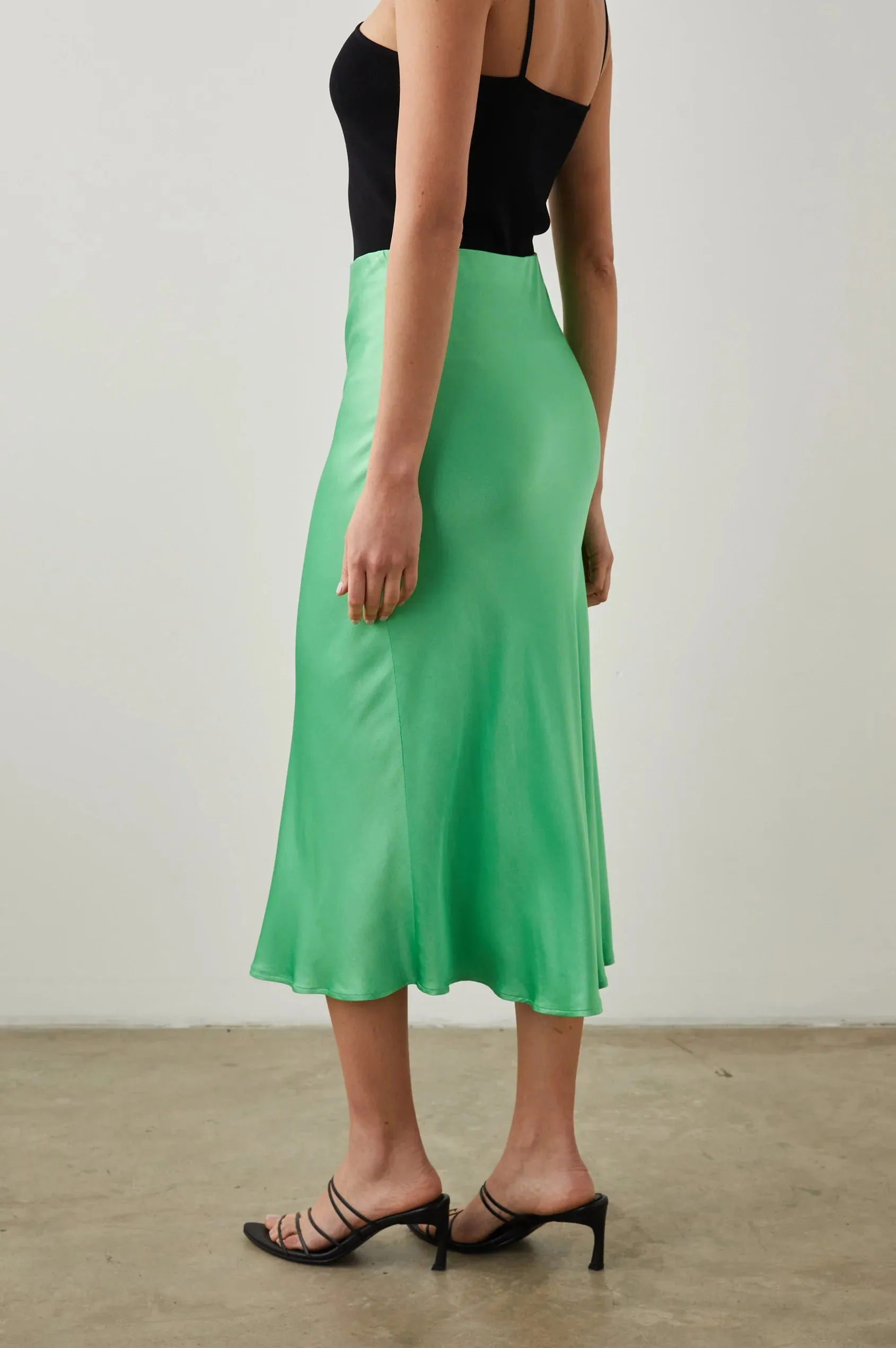 Anya Skirt Vibrant Green