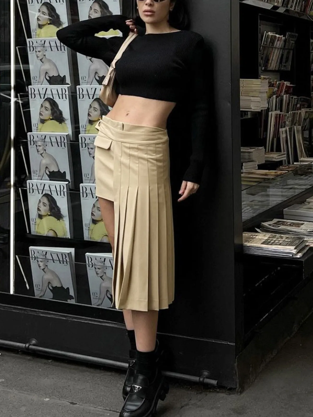 Asymmetric Layer Graceful Pleat Mini Skirt