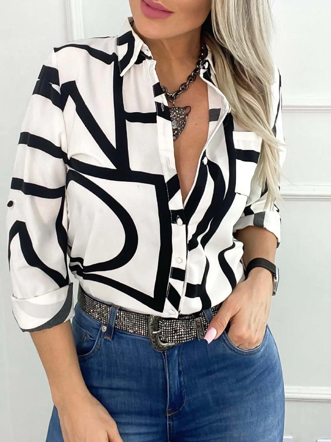 Black and White Abstract Print Blouse