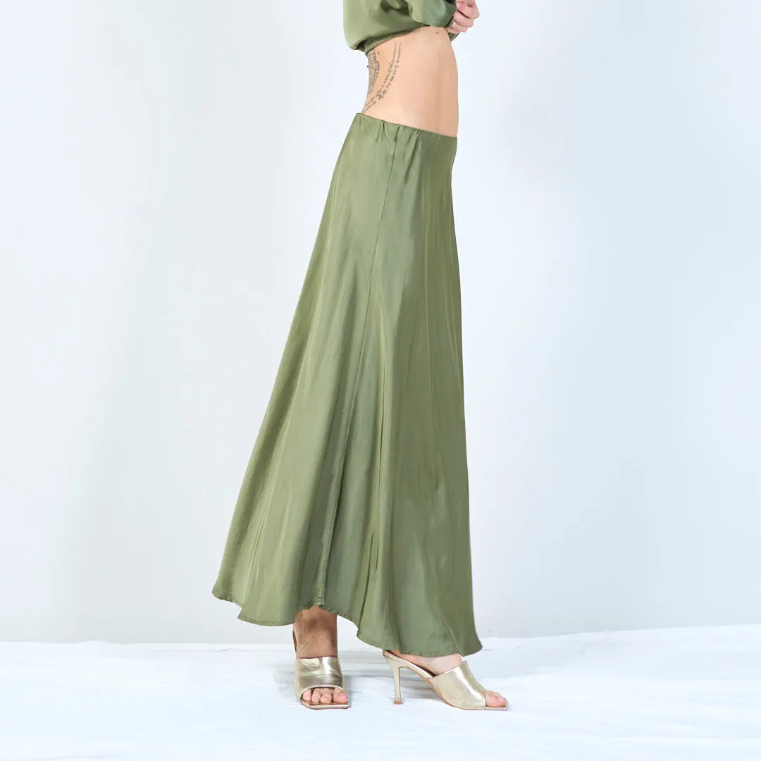 Flowing maxi silk skirt with elastic waistband wholesale