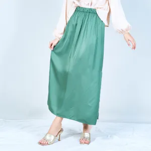 Flowy elastic waistband skirt wholesale