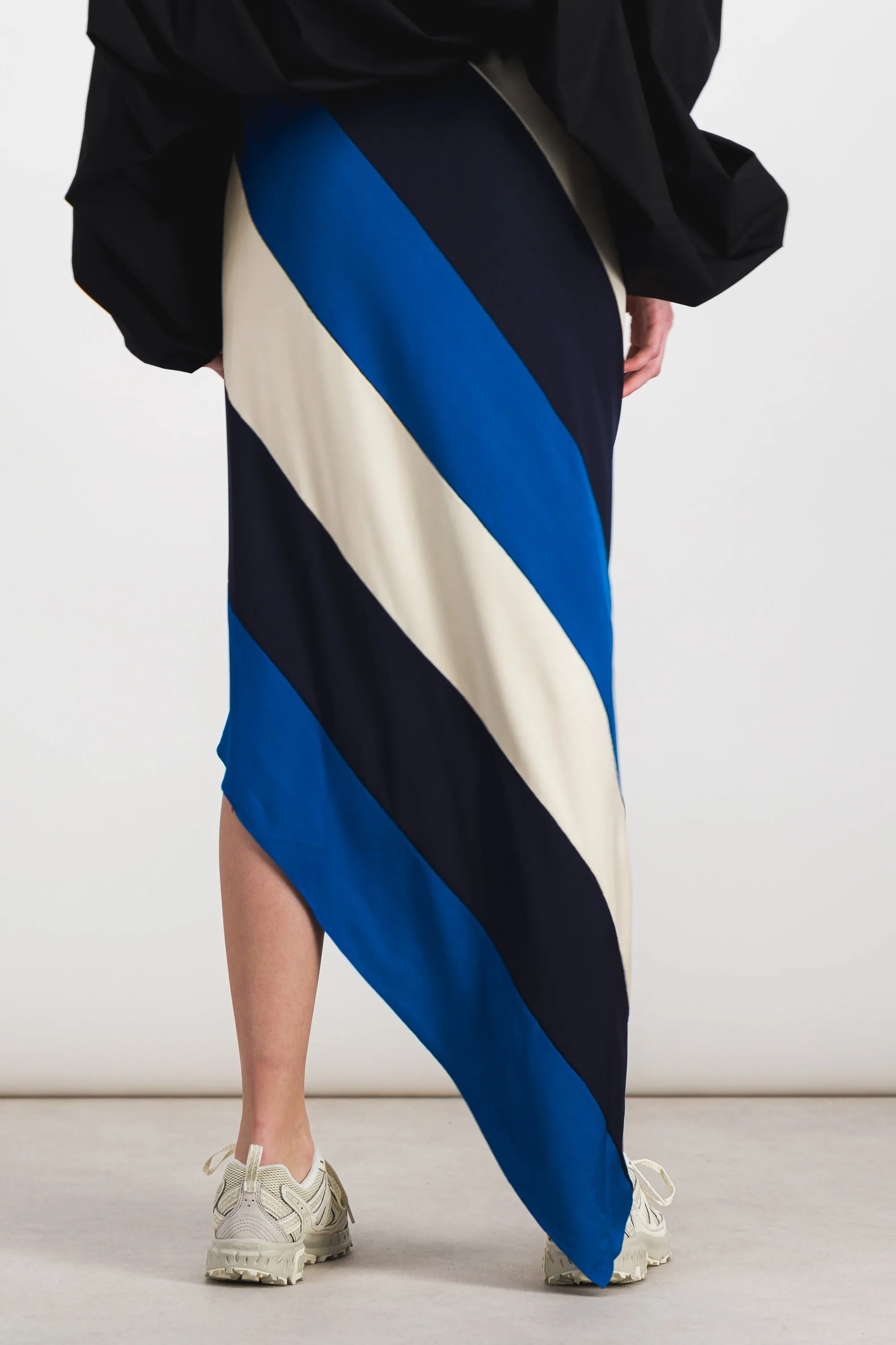 Spiral fluid jersey midi skirt